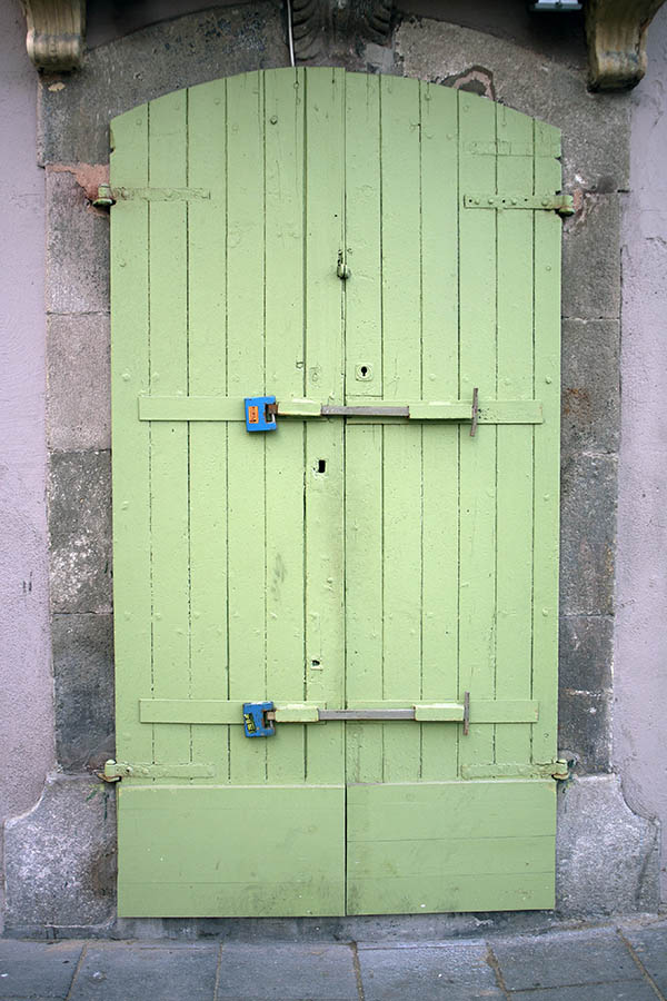 Photo 02299: Formed, light green double door