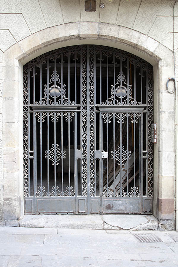Photo 02388: Metal, grey double door