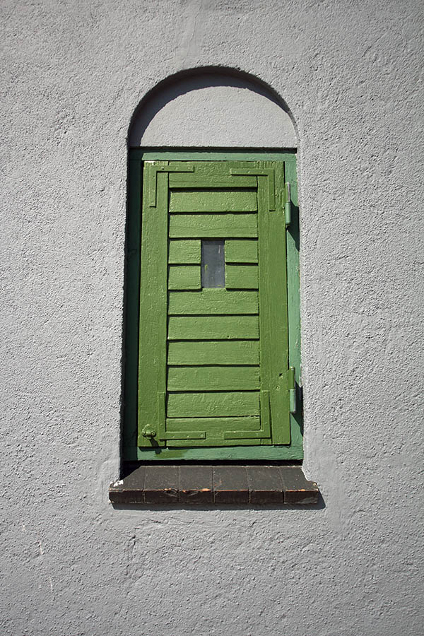 Photo 03704: Green trapdoor with a little door light