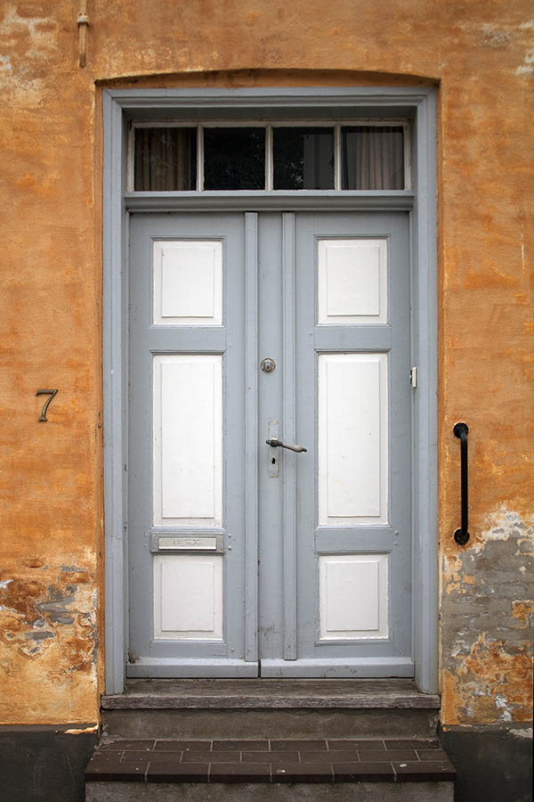 Photo 03902: Panelled double door in white and grey with top window