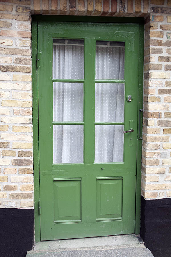 Photo 07342: Panelled, green door with door light