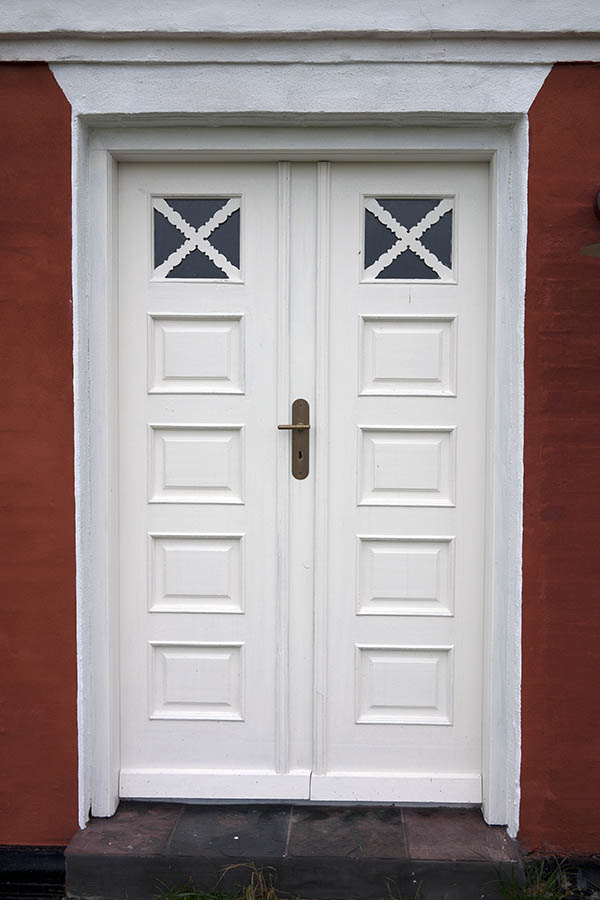 Photo 09671: Panelled, white double door with door lights