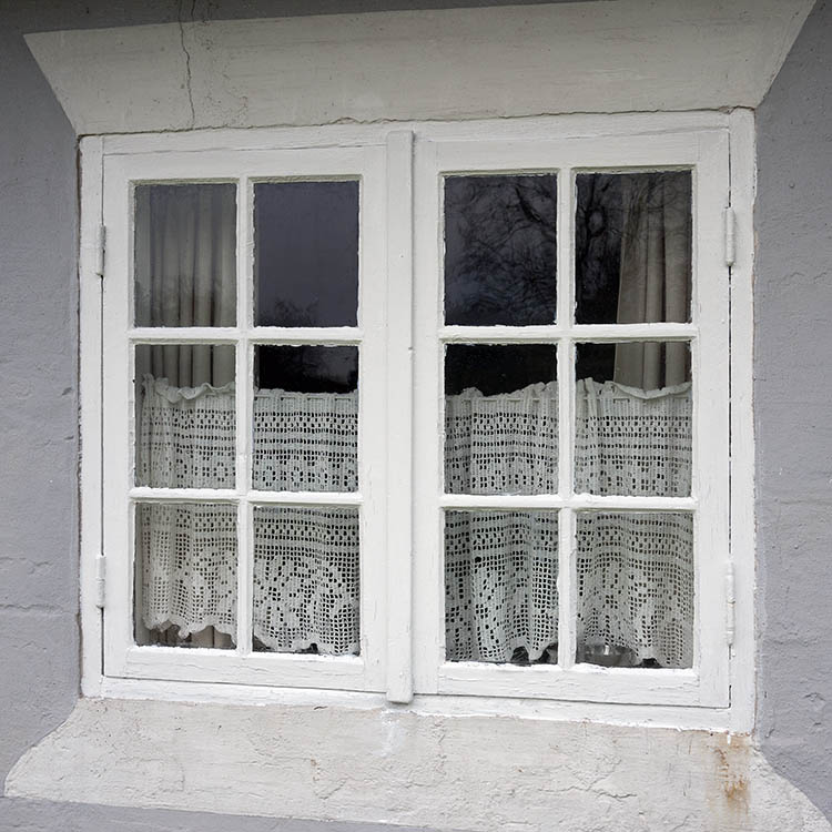 Photo 09698: White window with two frames and six panes