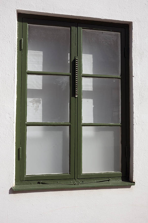 Photo 10246: Green window with two frames and six panes