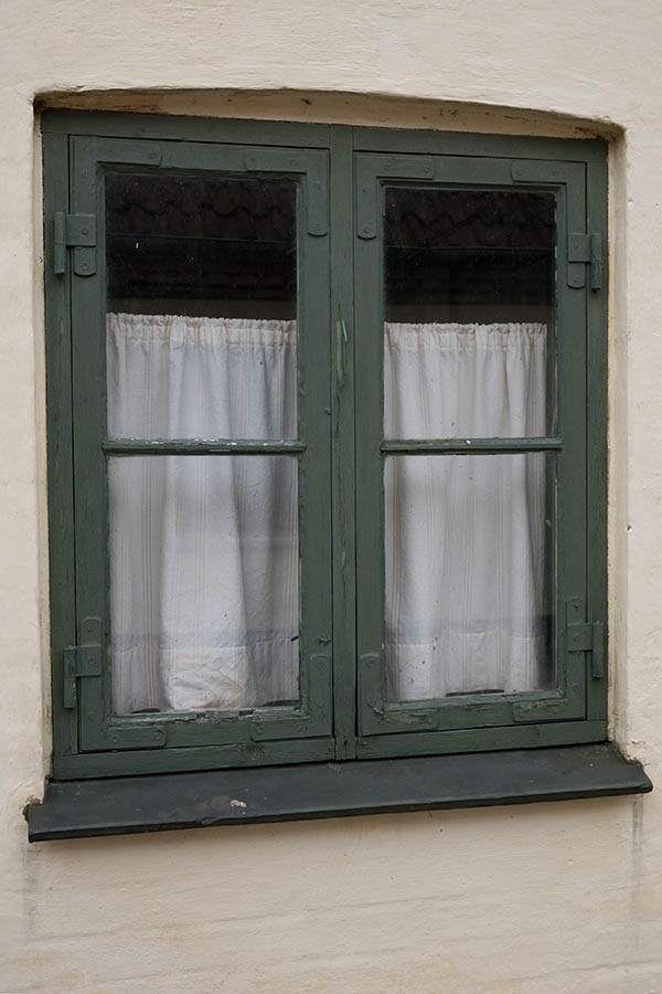 Photo 10605: Green window with two frames and four panes