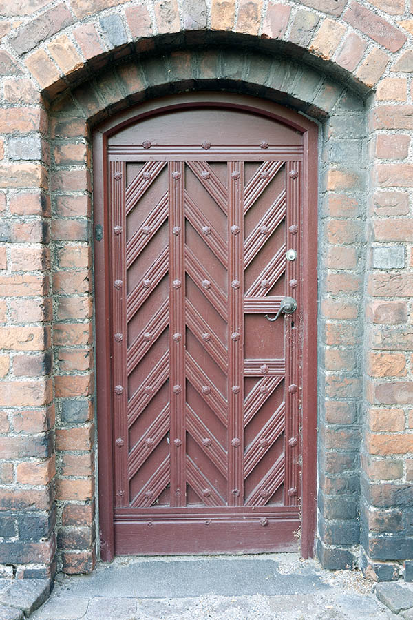 Photo 10762: Formed, carved, panelled, brown door