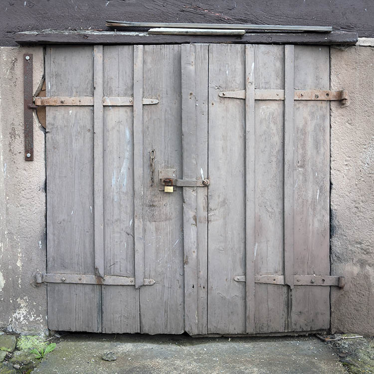 Photo 11811: Worn, grey gate made of planks