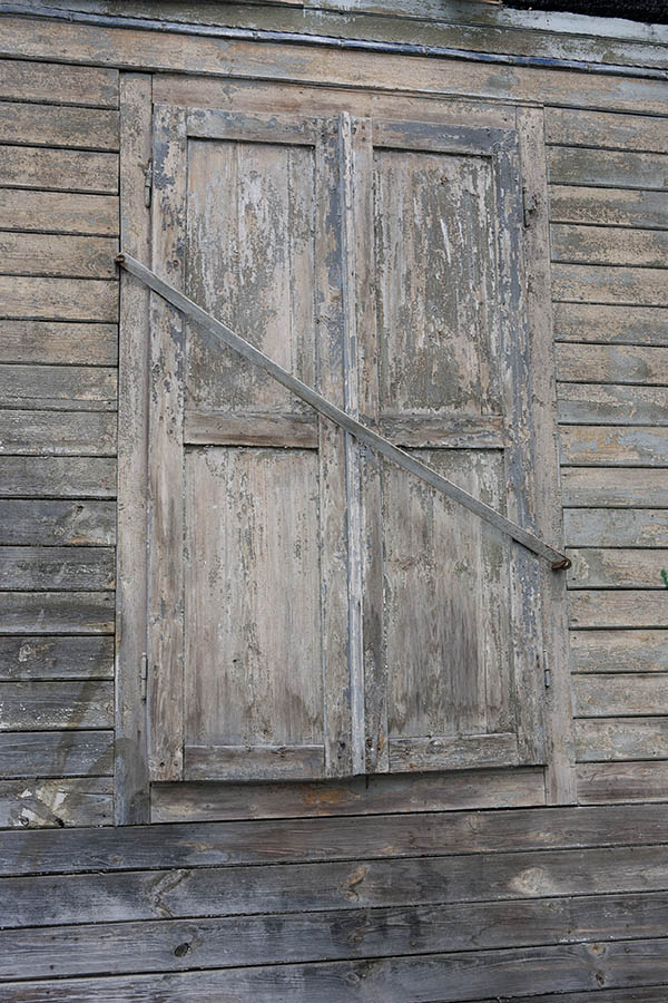 Photo 13259: Worn, unpainted shutters