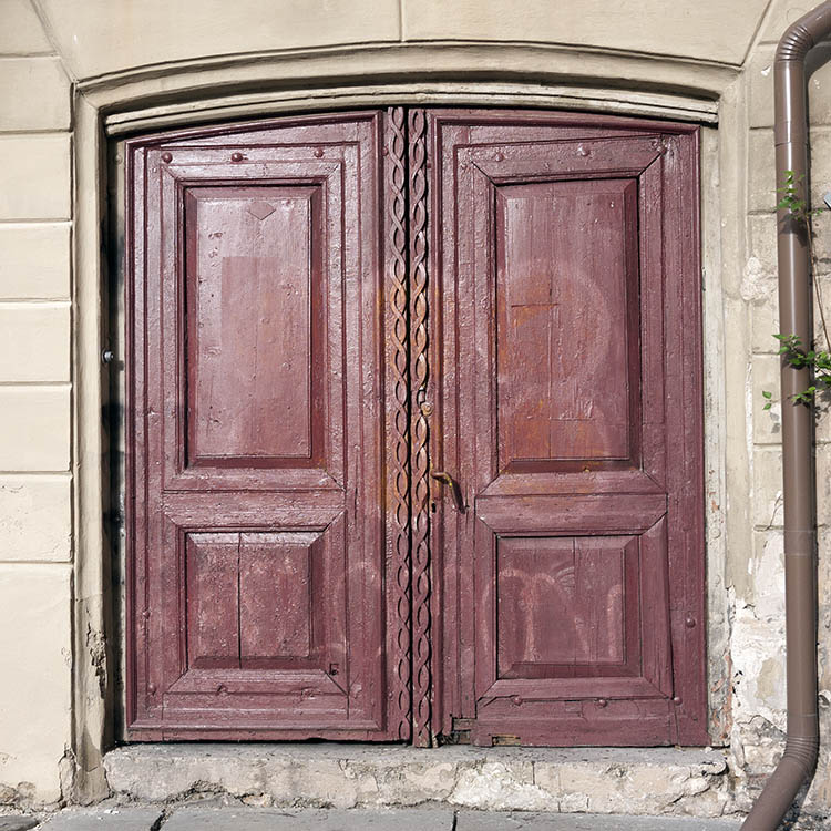 Photo 13378: Carved, formed, panelled, red double door