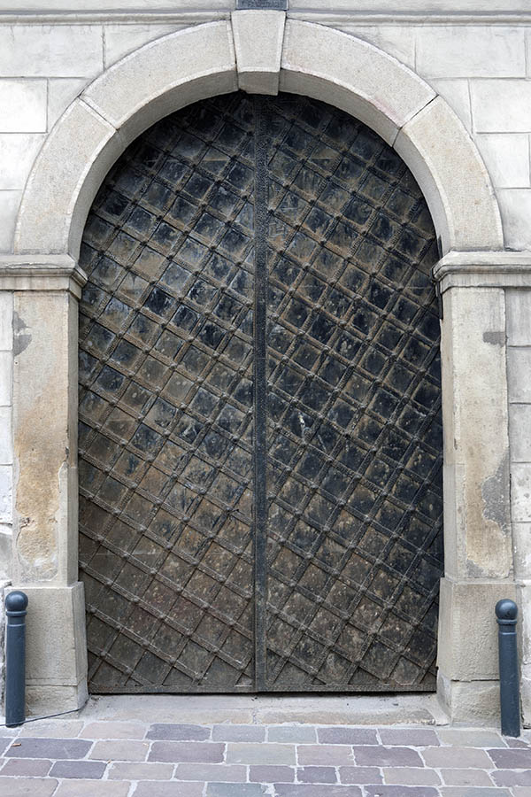 Photo 13714: Black gate with metal decoration