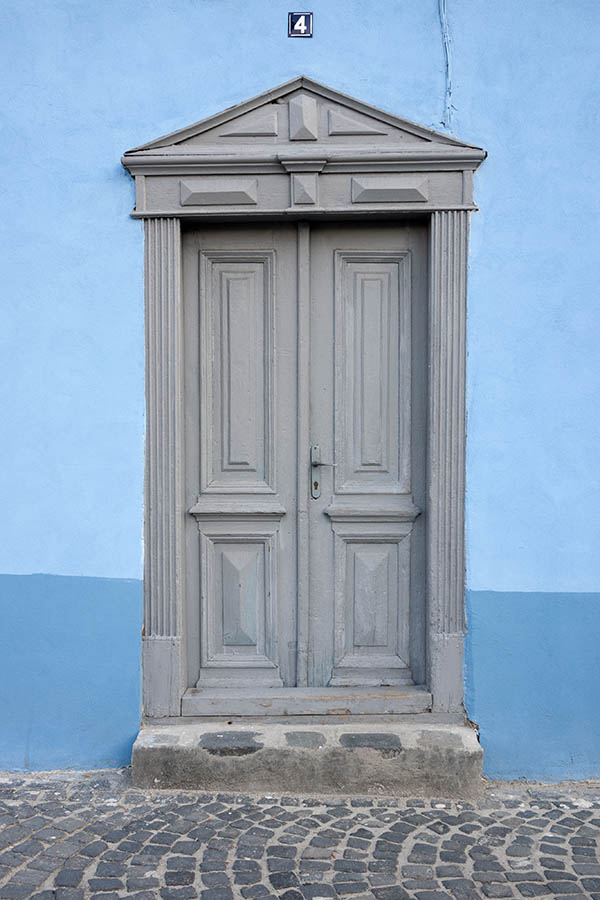 Photo 14292: Panelled, grey double door