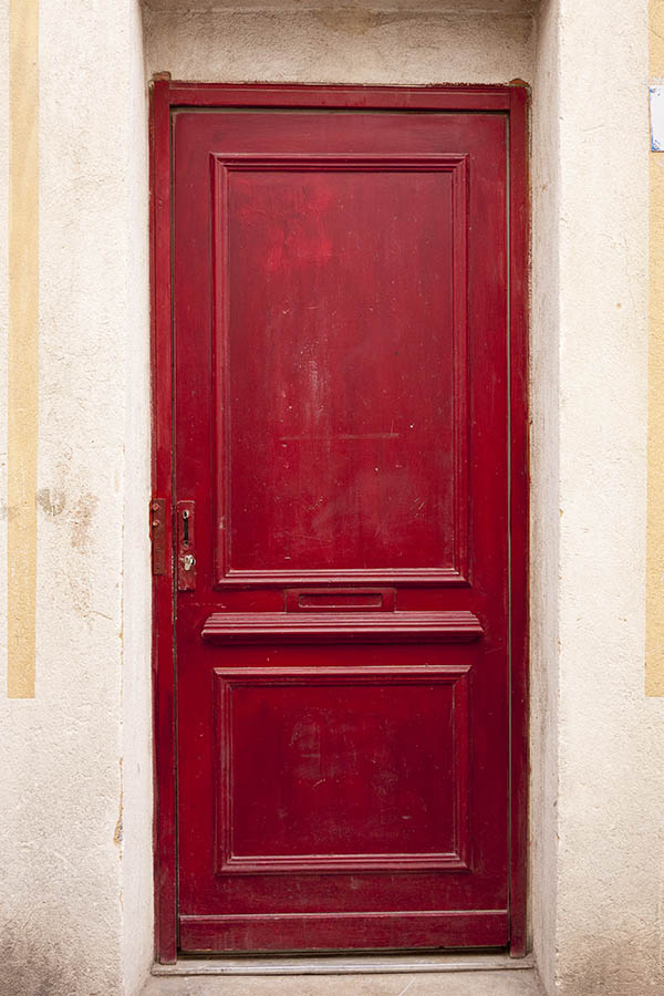 Photo 15352: Panelled, red door