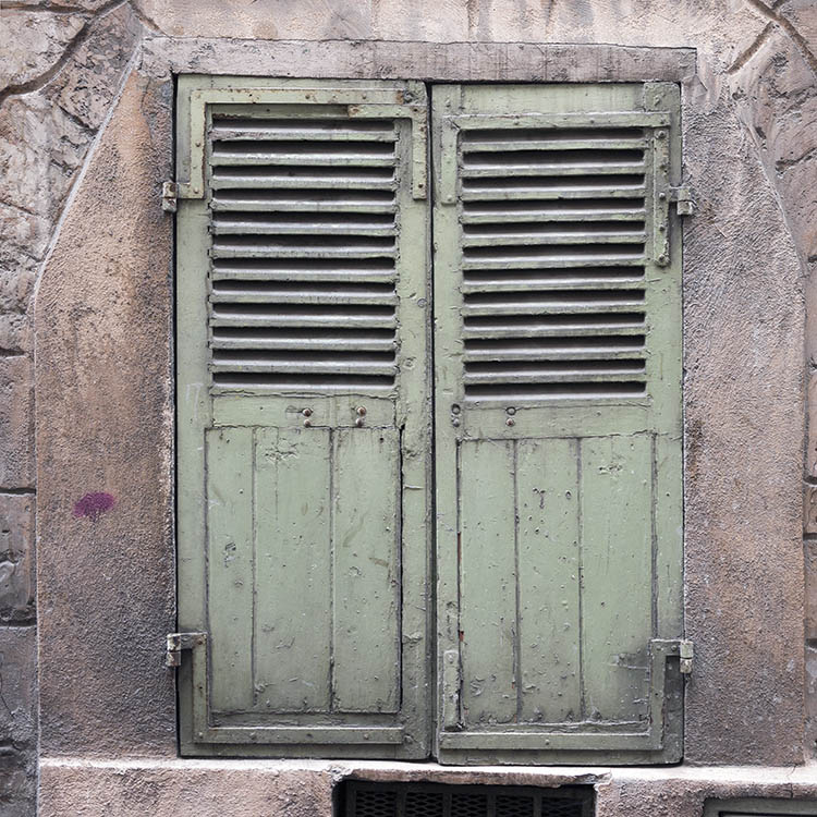 Photo 15460: Worn, light green shutters