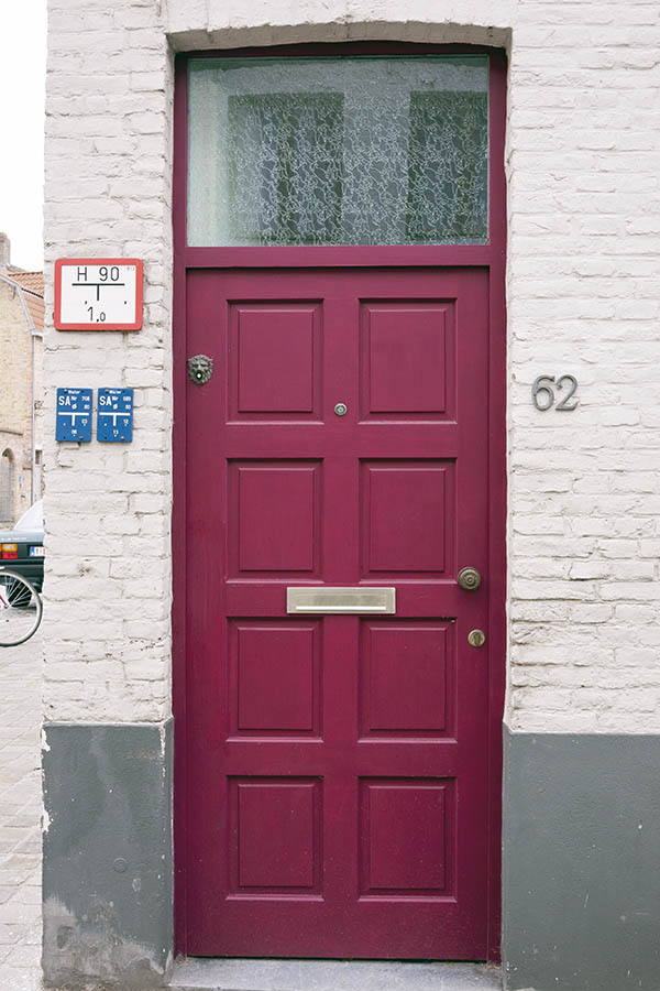 Photo 15706: Panelled, purple door with top window