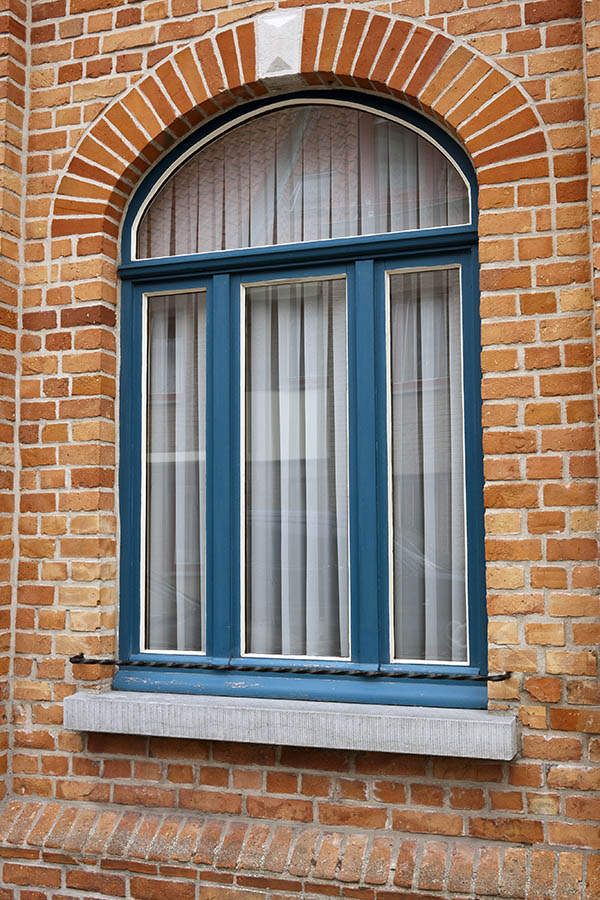 Photo 15734: Formed, blue and white window with four frames