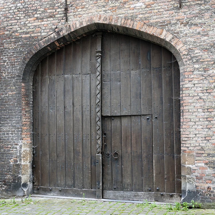 Photo 16040: Formed, carved, oiled gate with minor door