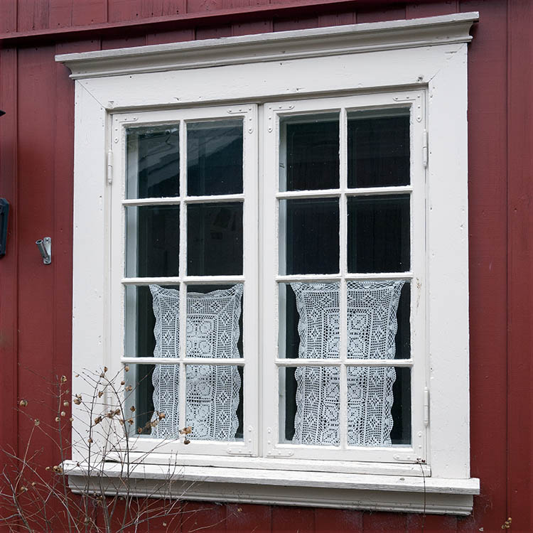 Photo 17342: White window with two frames and 16 panes