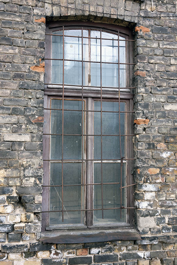 Photo 19179: Formed, purple T-post window with six panes