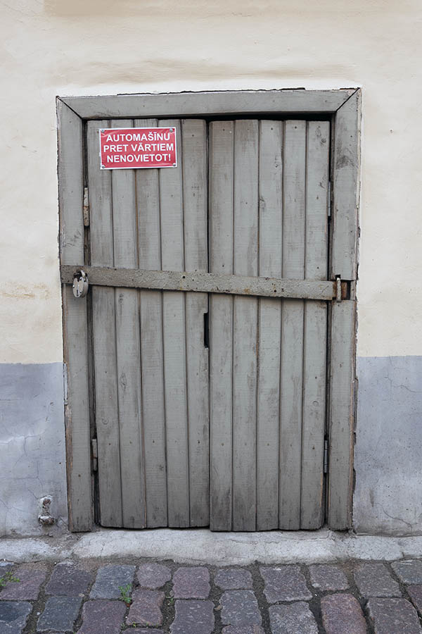 Photo 19468: Grey double trapdoor of boards