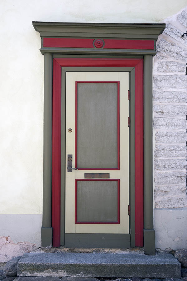 Photo 19923: Lopsided, panelled, brown, red and white door