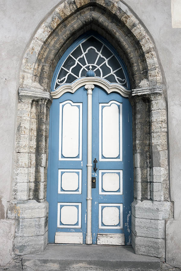 Photo 20211: Panelled, carved, formed, turquoise and white double door with fan light