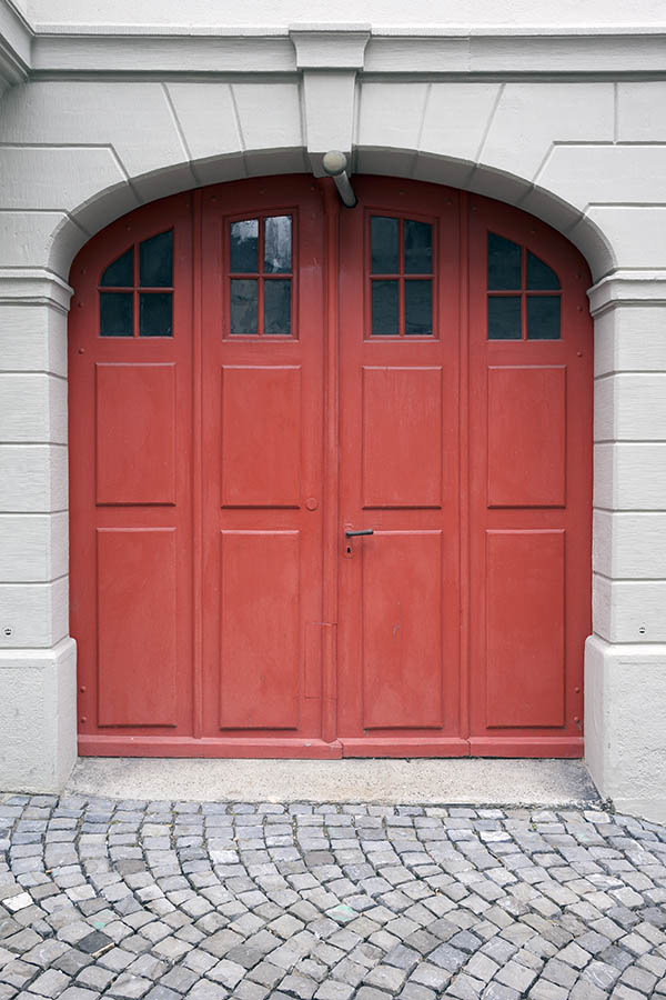 Photo 23809: Formed, panelled, red gate with door lights and minor door