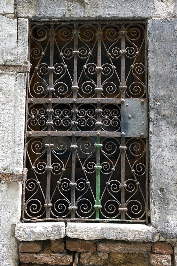 Photo 24771: Window with brown lattice
