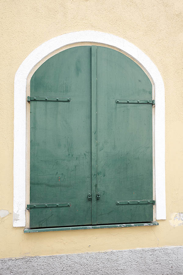 Photo 24897: Formed, green double shutters