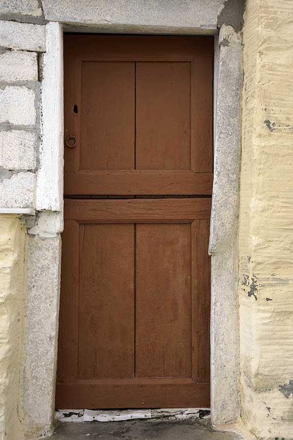 Photo 26723: Brown, panelled half door