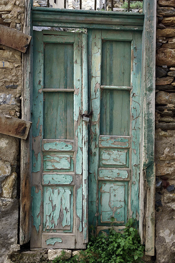 Photo 26756: Decayed, green, panelled double door