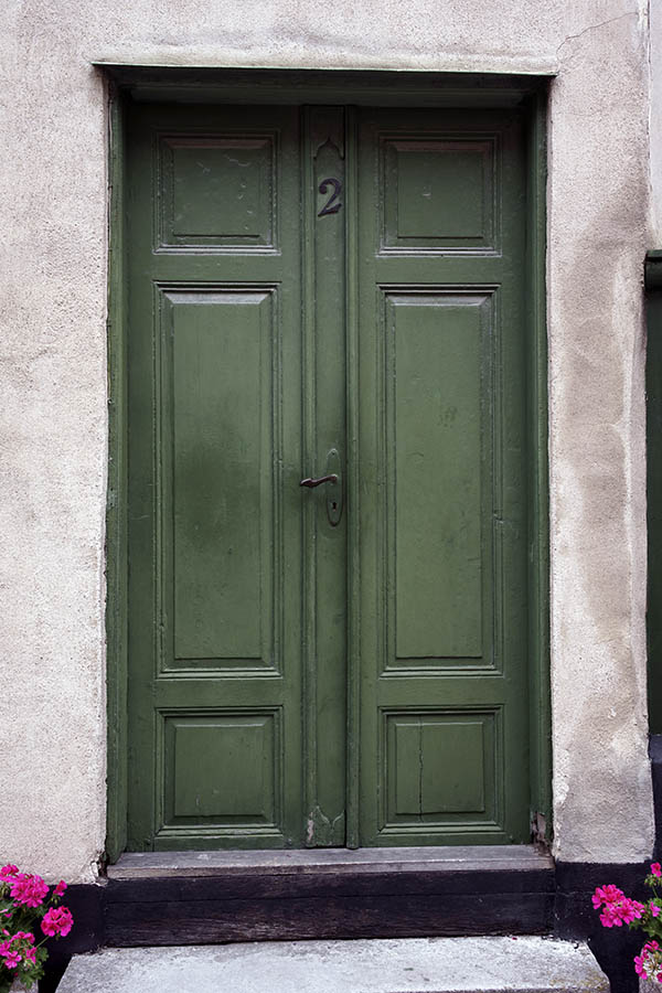 Photo 27215: Green, panelled double door