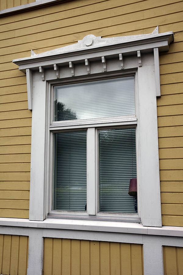 Photo 27360: White window with three panes with carved, white frame