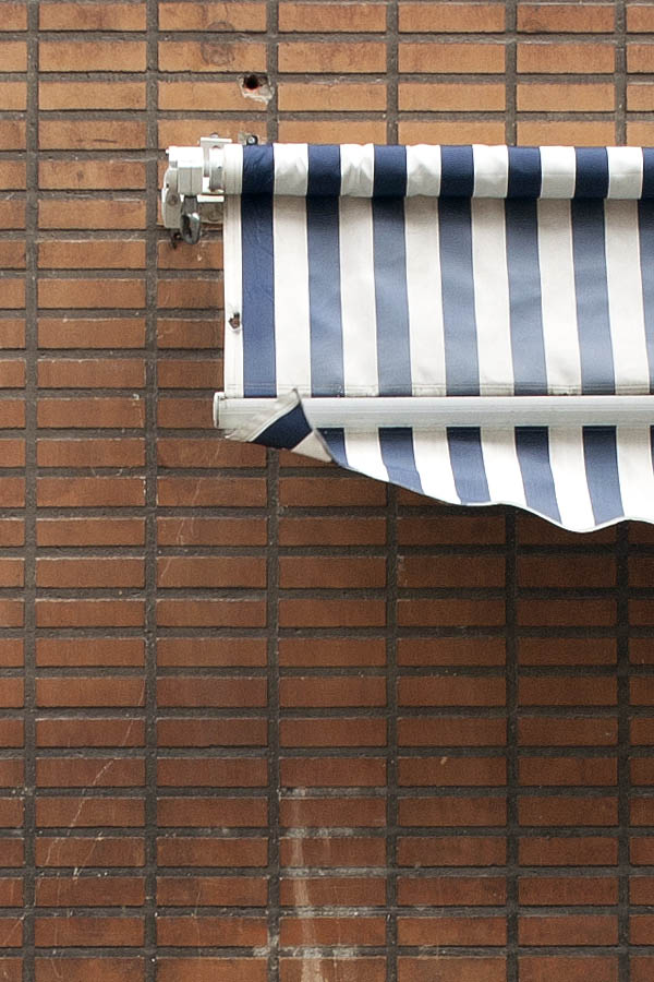 Photo 00113: White window with lattice and Venetian blind
