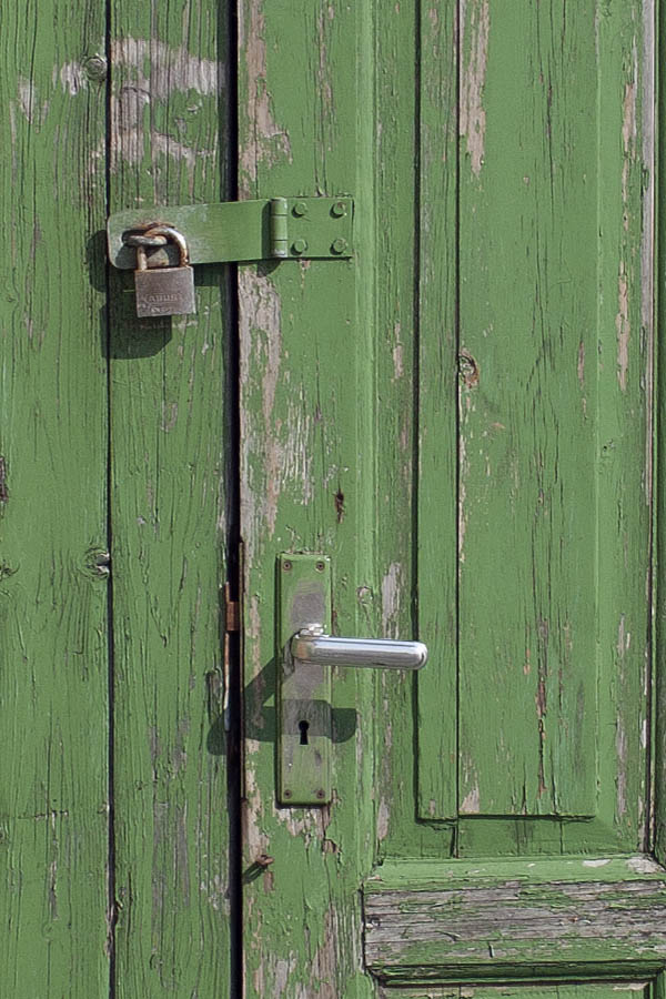 Photo 00375: Worn, green gate and door