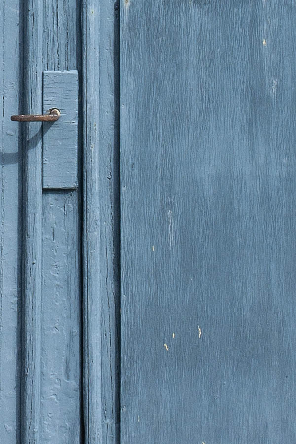 Photo 00446: Panelled, blue double door