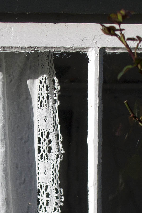 Photo 01021: White window with three panes