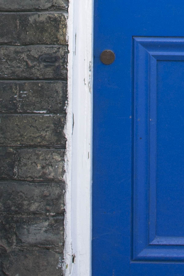 Photo 04584: Panelled, blue door with fan light