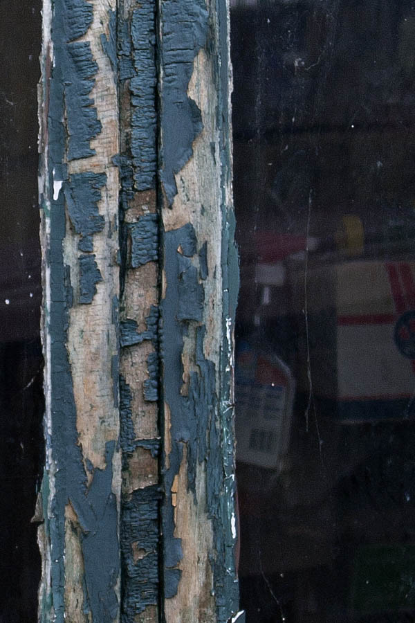 Photo 07102: Decayed, green Dannebrog window