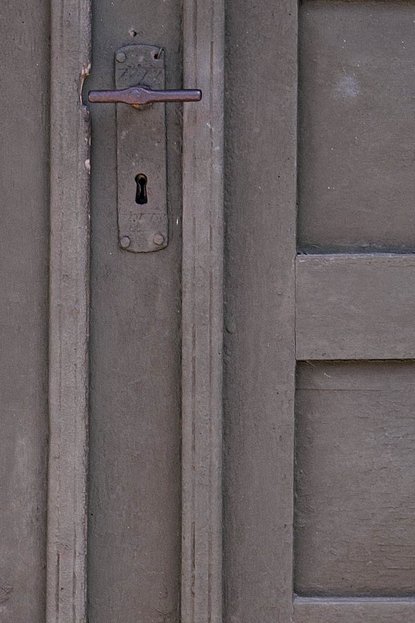 Photo 08598: Panelled, brown double door with top window