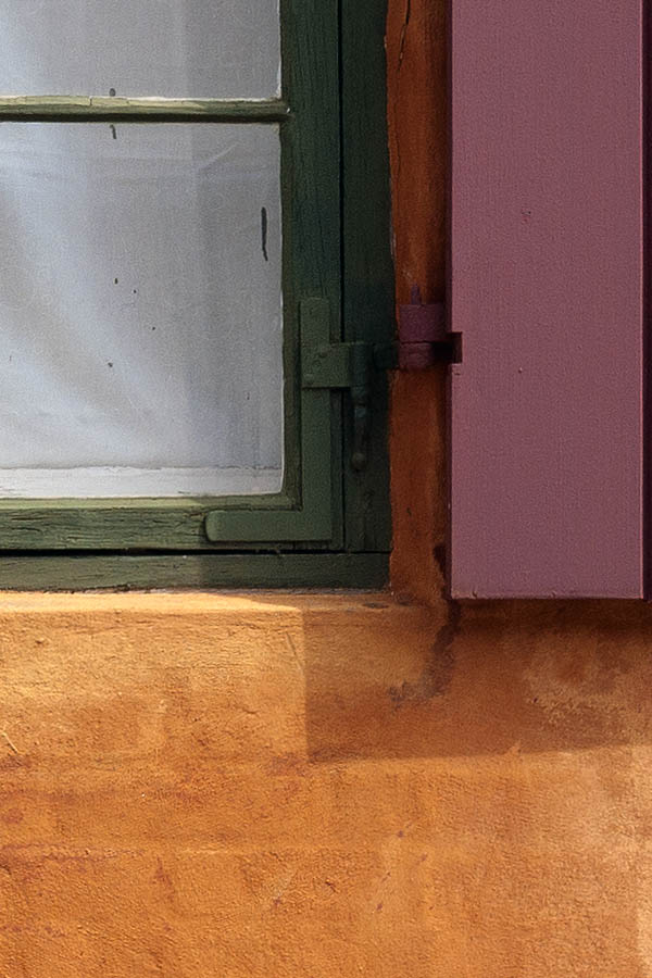 Photo 09023: Green window with two frames and six panes