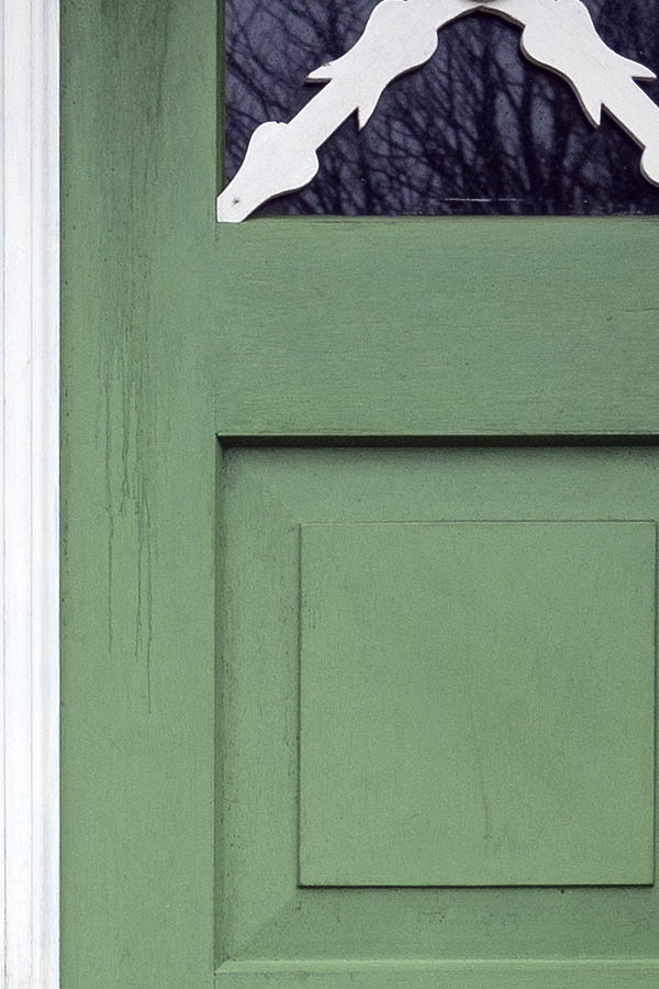 Photo 09916: Panelled, light green and white double door with door lights