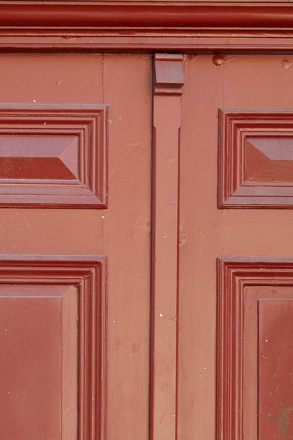 Photo 10226: Panelled, red gate