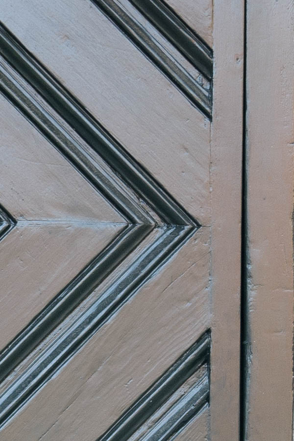 Photo 10398: Green door made of planks