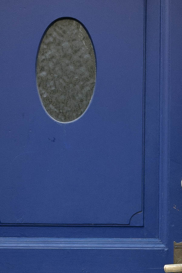 Photo 10509: Formed, panelled, blue door with formed door light