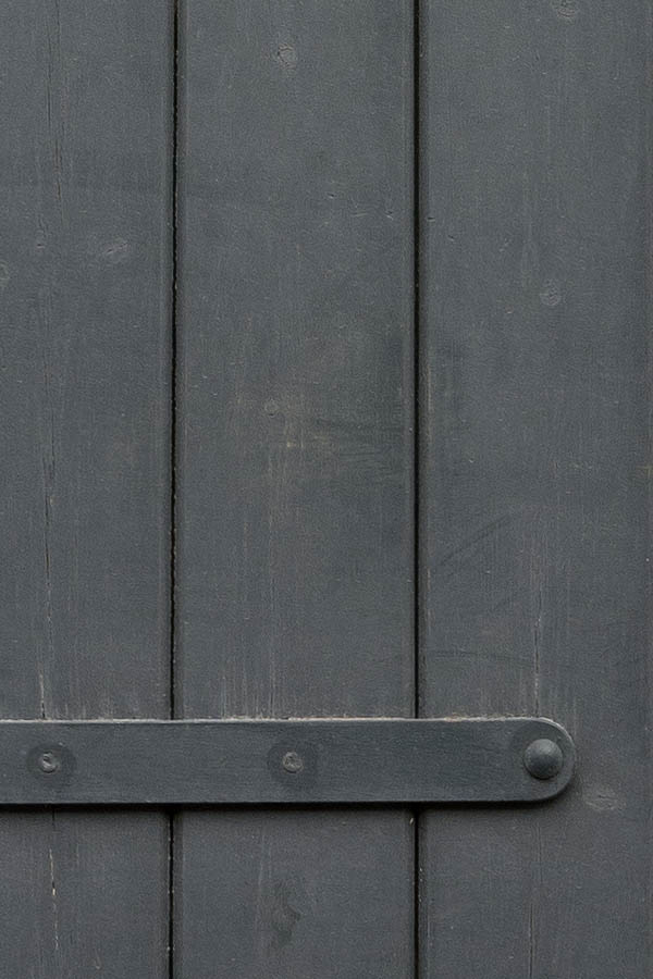 Photo 11014: Black door made of planks