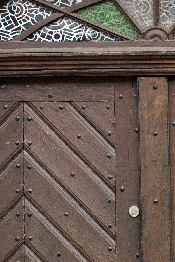 Photo 12303: Wide, oiled, panelled double door with fan light