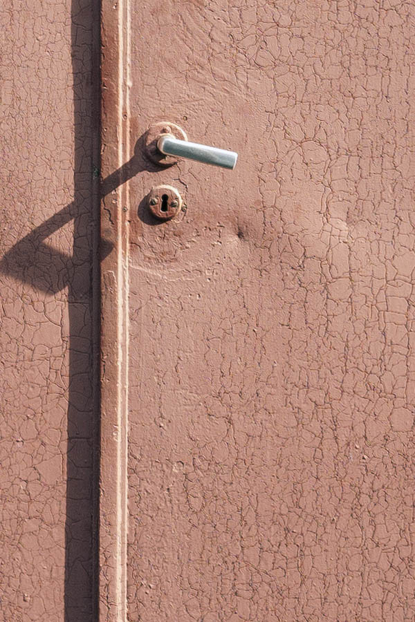 Photo 12559: Pink, double plate door