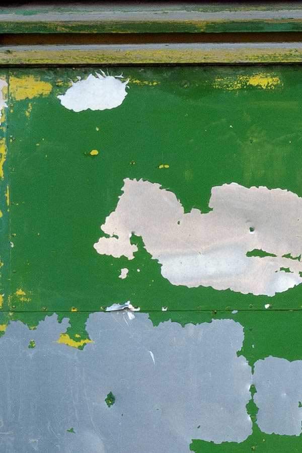 Photo 13018: Worn, green and yellow metal gate