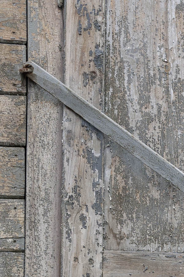 Photo 13259: Worn, unpainted shutters