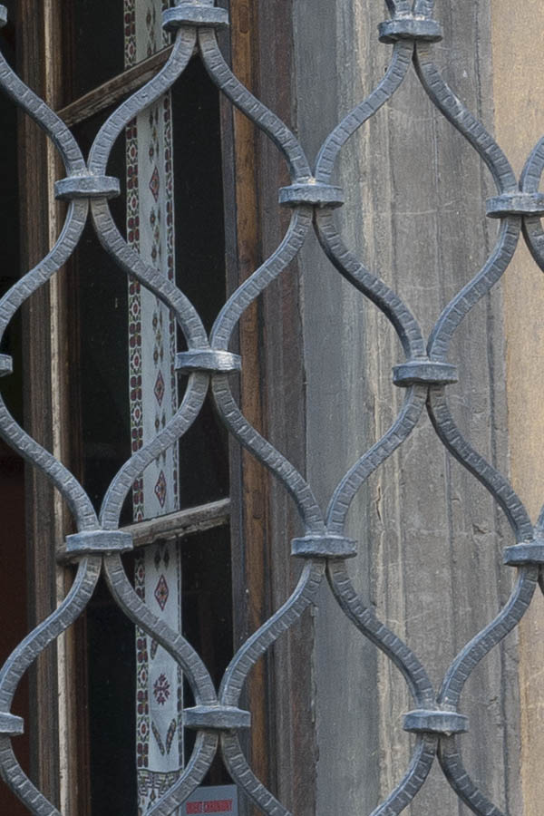 Photo 13489: Grey, barred window